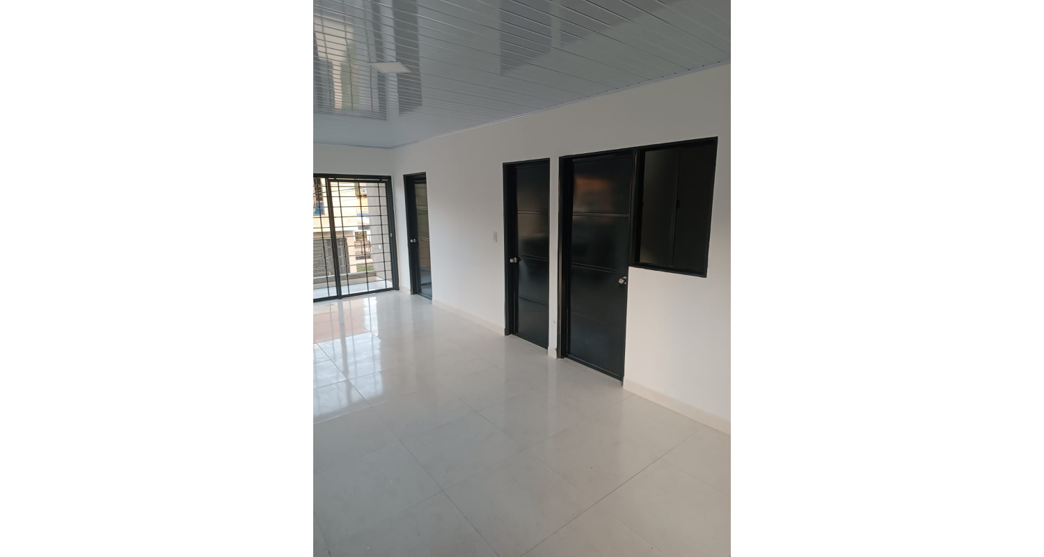 CASA ESQUINERA URBANIZACIÓN VILLA MARIA